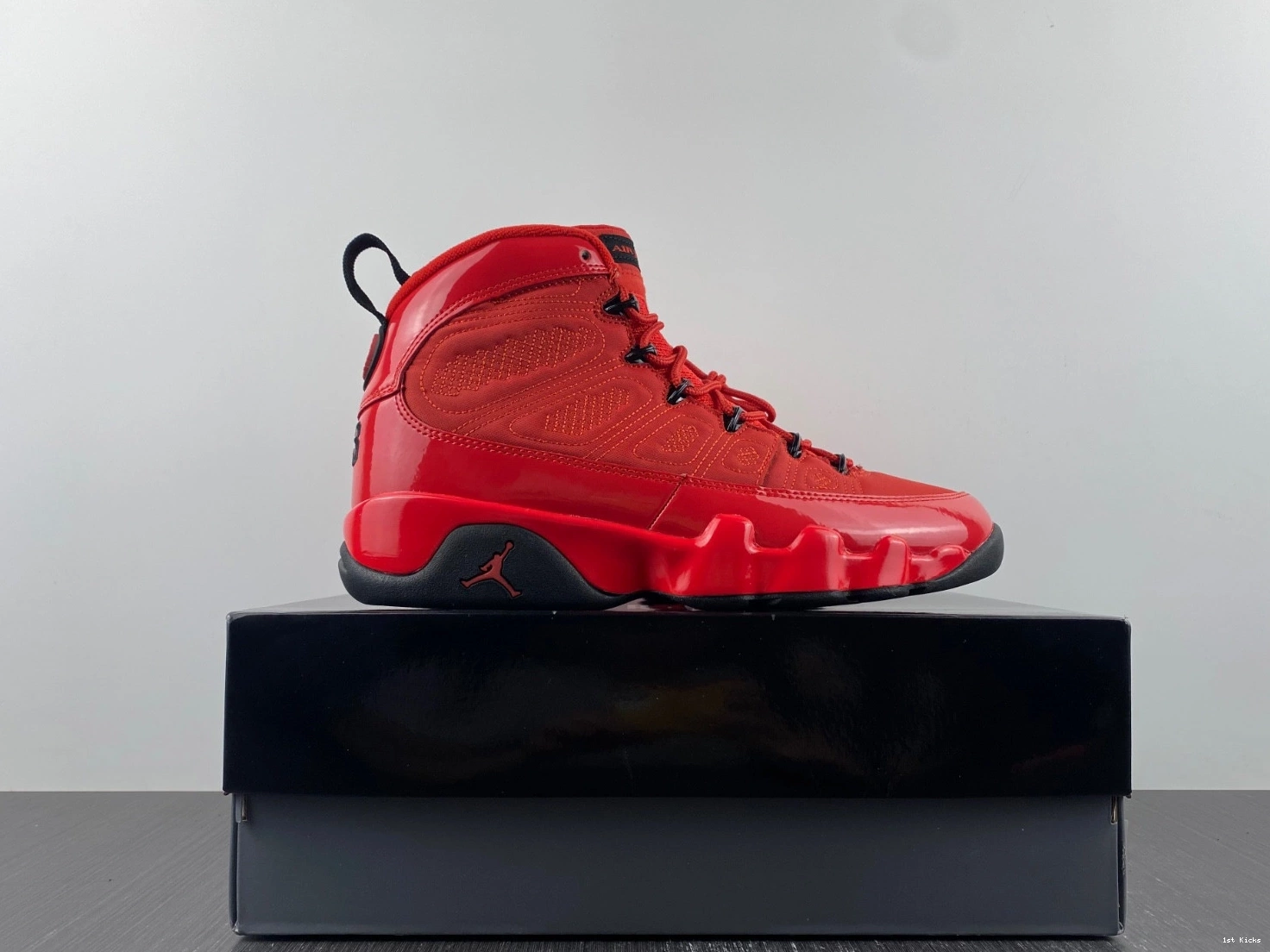 'Chile CT8019-600  Jordan 9 Red' Air 0119
